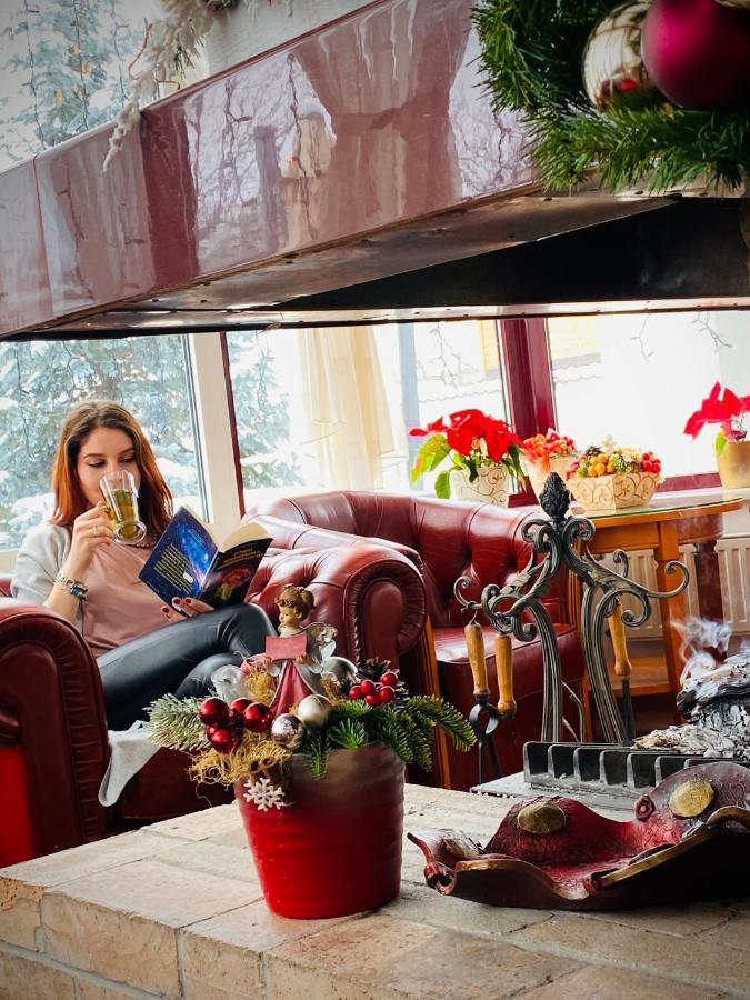 Casa Jasmine Hotell Braşov Eksteriør bilde